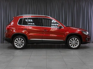 Внедорожник Volkswagen Tiguan 2012 года, 1199000 рублей, Тюмень
