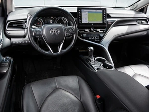 Седан Toyota Camry 2021 года, 4200000 рублей, Краснодар