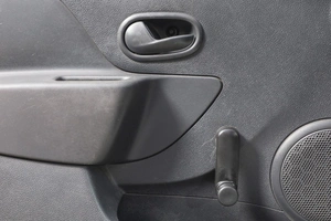 Хетчбэк Renault Sandero 2016 года, 799000 рублей, Новосибирск