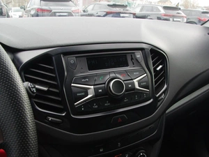 Седан ВАЗ (LADA) Vesta 2017 года, 899000 рублей, Владимир