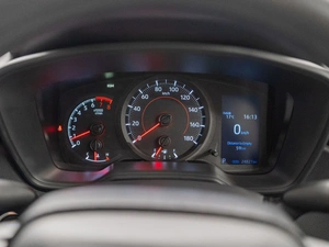 Универсал Toyota Corolla 2019 года, 1805000 рублей, Красноярск