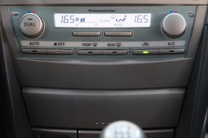 Седан Toyota Camry 2007 года, 949000 рублей, Омск