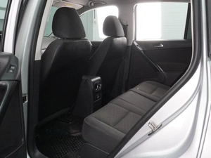 Внедорожник Volkswagen Tiguan 2011 года, 1060000 рублей, Воронеж