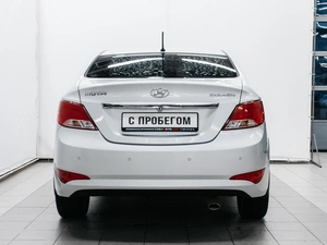 Седан Hyundai Solaris 2015 года, 1450000 рублей, Красноярск