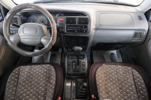 Внедорожник Suzuki Grand Vitara 2001 года, 579000 рублей, Омск
