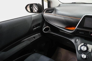 Минивэн Toyota Sienta 2016 года, 1299000 рублей, Новокузнецк