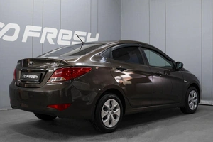 Седан Hyundai Solaris 2015 года, 980000 рублей, Омск