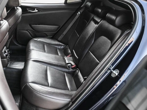 Лифтбек Kia Stinger 2018 года, 2624000 рублей, Кирилловка