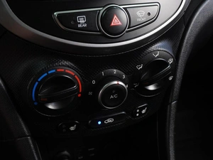 Седан Hyundai Solaris 2015 года, 970000 рублей, Воронеж