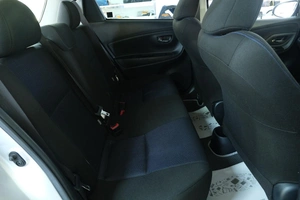 Хетчбэк Toyota Vitz 2015 года, 1199000 рублей, Омск