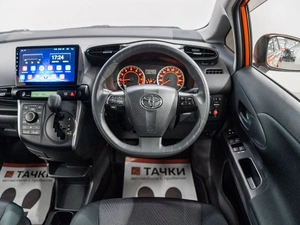 Минивэн Toyota Wish 2016 года, 1575000 рублей, Красноярск