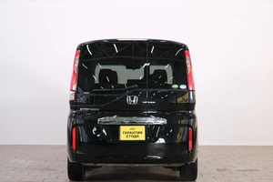 Минивэн Honda Stepwgn 2019 года, 2299000 рублей, Омск