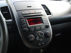 Хетчбэк Kia Soul 2012 года, 1050000 рублей, Владимир