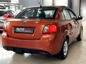 Седан Kia Rio 2010 года, 687000 рублей, Солонцы