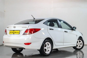 Седан Hyundai Solaris 2014 года, 849000 рублей, Челябинск