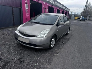 Лифтбек Toyota Prius 2005 года, 620000 рублей, Красноярск