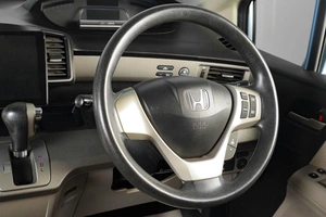 Минивэн Honda Freed 2012 года, 1079000 рублей, Тюмень