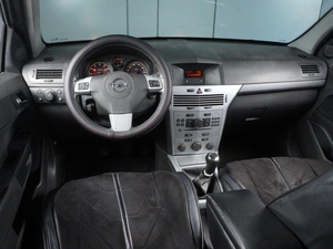 Хетчбэк Opel Astra 2010 года, 349000 рублей, Минеральные Воды