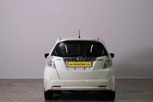 Хетчбэк Honda Fit 2011 года, 969000 рублей, Омск