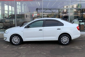 Лифтбек Skoda Rapid 2015 года, 940000 рублей, Солонцы