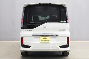 Минивэн Honda Stepwgn Spada 2020 года, 2349000 рублей, Новосибирск