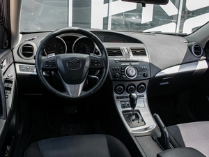 Хетчбэк Mazda 3 2011 года, 915000 рублей, Краснодар