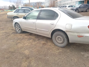 Седан Nissan Cefiro 1999 года, 180000 рублей, Хлоптуново
