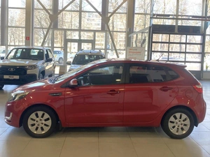 Хэтчбек 4 дв. Kia Rio 2013 года, 865000 рублей, Орёл