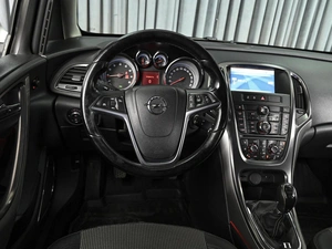 Хетчбэк Opel Astra 2012 года, 739000 рублей, Ставрополь
