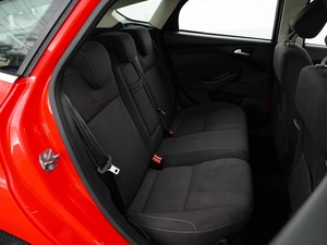 Хетчбэк Ford Focus 2011 года, 949046 рублей, Москва