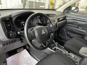 Внедорожник Mitsubishi Outlander 2019 года, 1847000 рублей, Солонцы