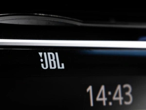 Седан Toyota Camry 2020 года, 3349000 рублей, Тюмень