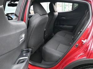 Внедорожник Toyota C-HR 2019 года, 2329000 рублей, Кирилловка