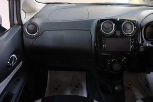 Хетчбэк Nissan Note 2018 года, 1179000 рублей, Омск