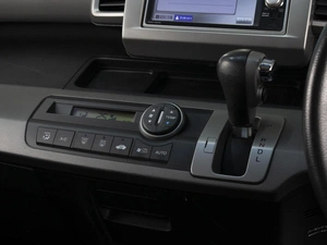 Минивэн Honda Freed 2011 года, 1030000 рублей, Омск