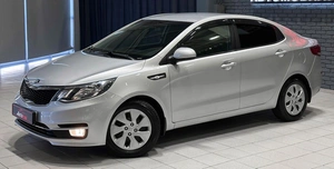Седан Kia Rio 2016 года, 1100000 рублей, Красноярск