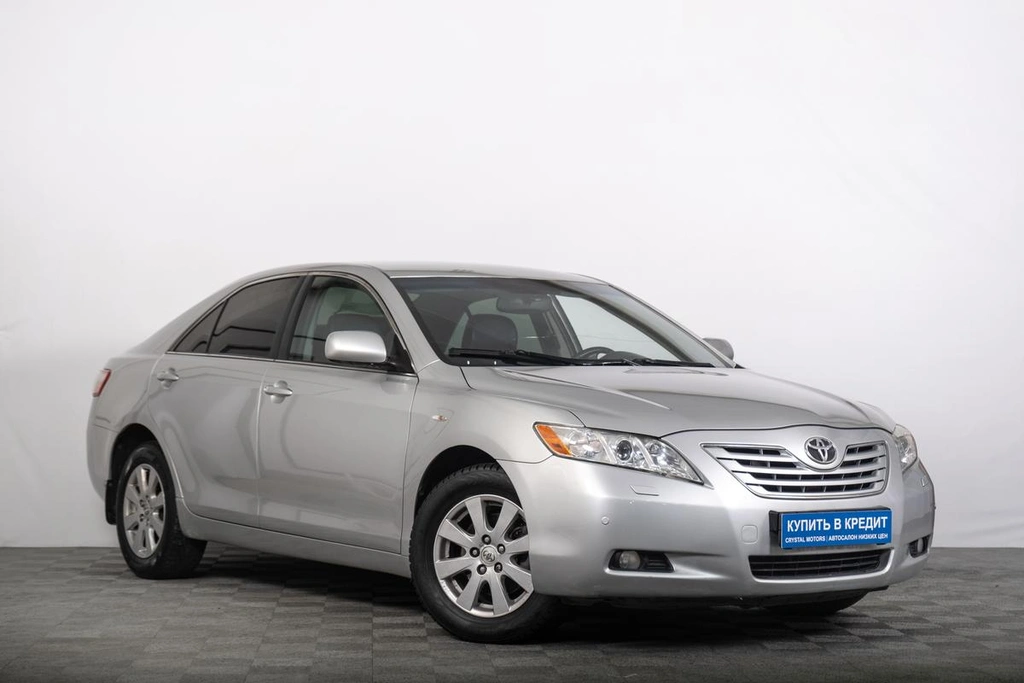 Седан Toyota Camry 2008 года, 1259000 рублей, Томск