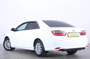 Седан Toyota Camry 2016 года, 1989000 рублей, Омск