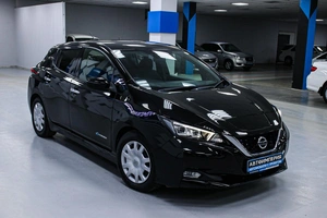 Хетчбэк Nissan Leaf 2017 года, 1783000 рублей, Солонцы