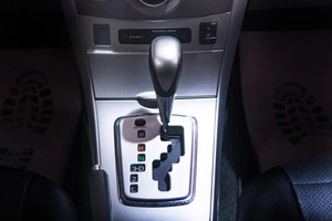 Седан Toyota Corolla 2011 года, 1089000 рублей, Томск