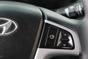 Седан Hyundai Solaris 2012 года, 869000 рублей, Омск