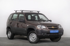 Внедорожник Chevrolet Niva 2018 года, 969000 рублей, Томск