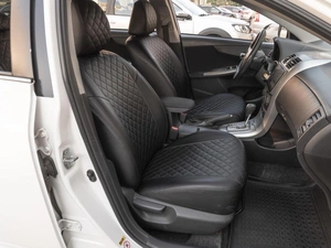 Седан Toyota Corolla 2011 года, 1299000 рублей, Саратов
