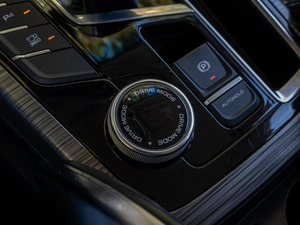 Внедорожник Geely Atlas Pro 2022 года, 1545000 рублей, Краснодар