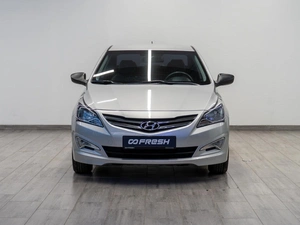 Седан Hyundai Solaris 2015 года, 1359000 рублей, Саратов