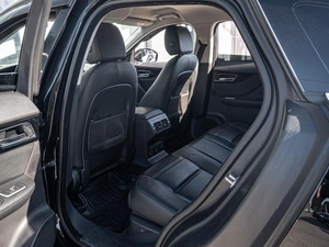 Внедорожник Jaguar F-Pace 2017 года, 2700000 рублей, Краснодар