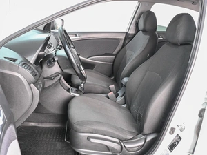 Седан Hyundai Solaris 2015 года, 939000 рублей, Аксай