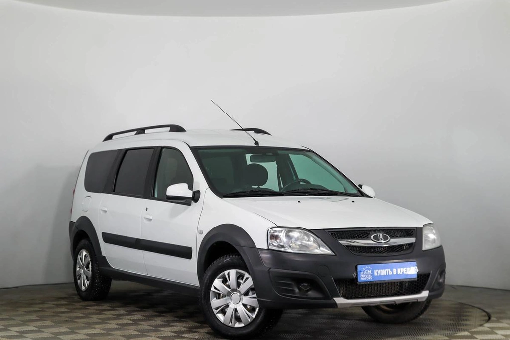 Универсал ВАЗ (LADA) Largus Cross 2017 года, 779000 рублей, Пермь