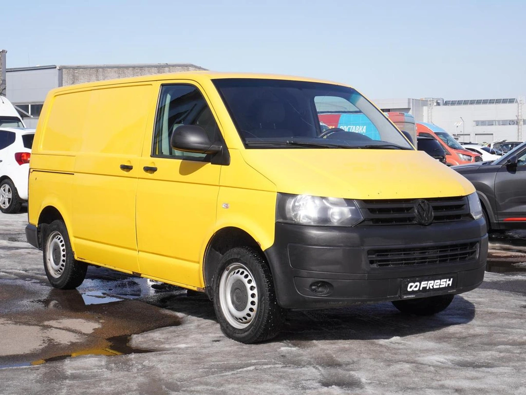 Фургон Volkswagen Transporter 2014 года, 1675000 рублей, Воронеж