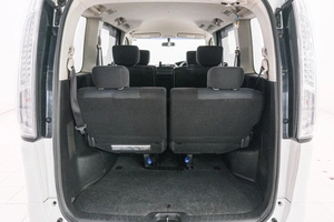 Минивэн Nissan Serena 2015 года, 1489000 рублей, Красноярск